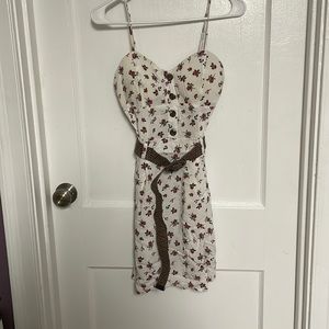 WHITE FLORAL DRESS WITH BROWN BELT